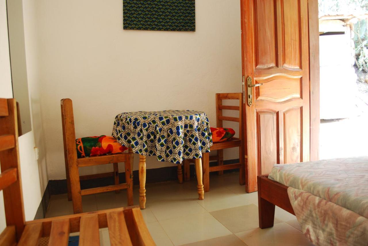 Crater Bay Cottages Kabale Exterior foto